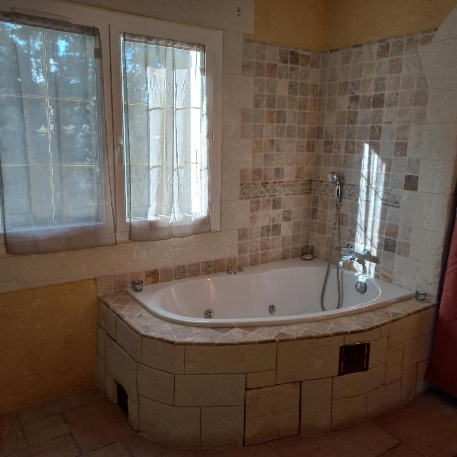 Gite With Private Jacuzzi, Shiatsu & Healthy Food Ladern-sur-Lauquet 외부 사진